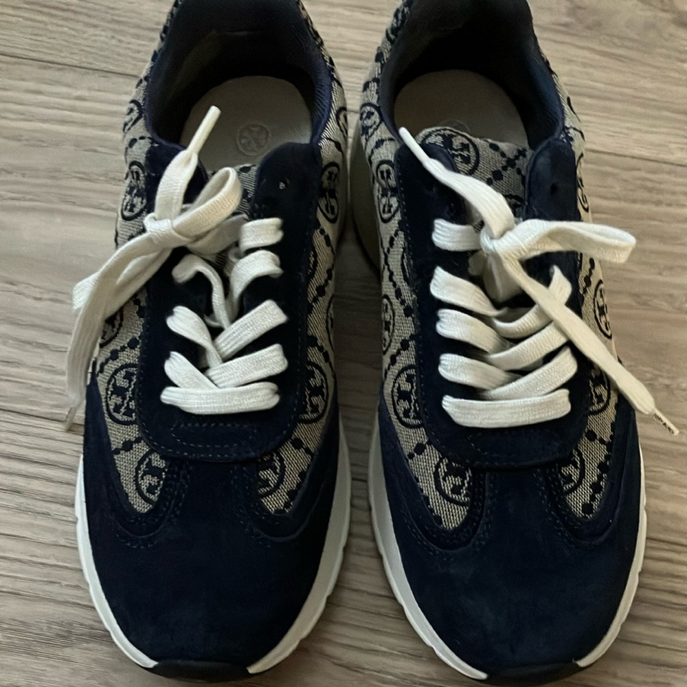 Tory Sport Blue and Cream Athletic Shoes with Mixed Material